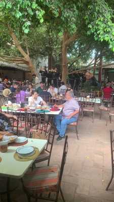 El Abajeno, Tlaquepaque